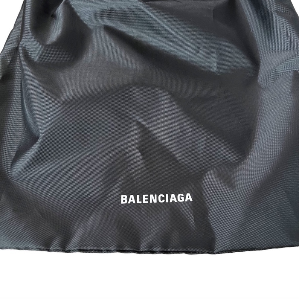 Balenciga nylon dust travel bag